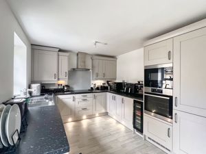 Photo 15- click for photo gallery